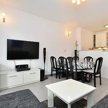 Apartment Ivan